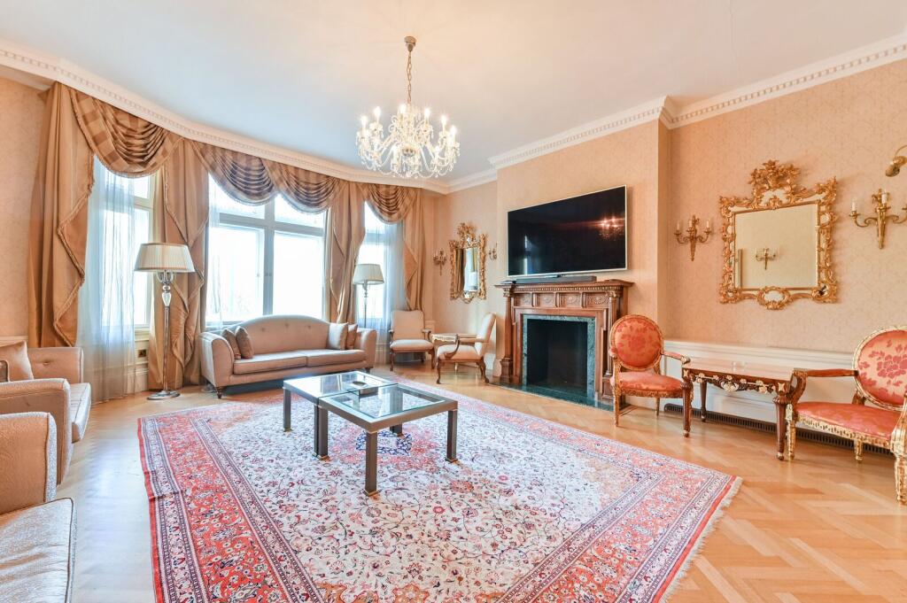 4 bedroom flat for rent