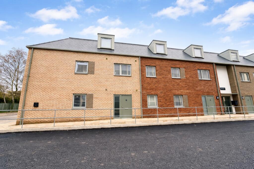Main image of property: 28 Swain Court, Woodston, Peterborough, PE2