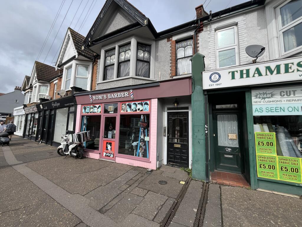 Main image of property: Studio & Flat, 41 West Road, Westcliff-On-Sea, Essex SS0 9AU