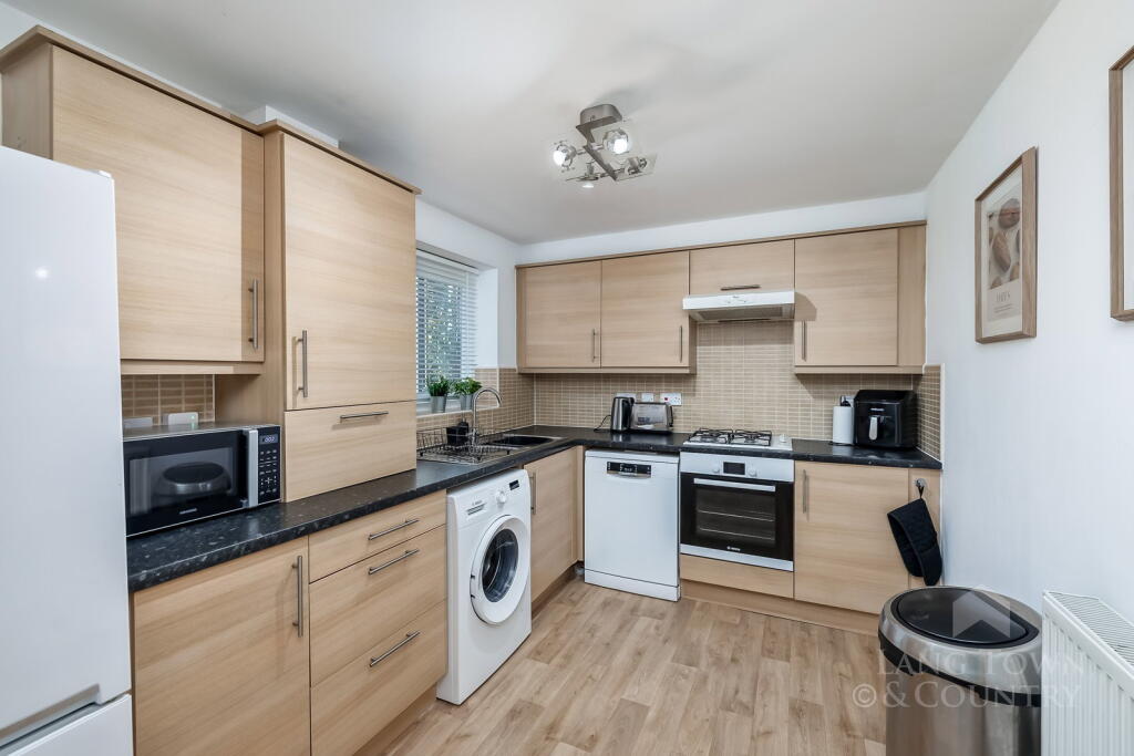 House in Plymouth, Stoke - View 3