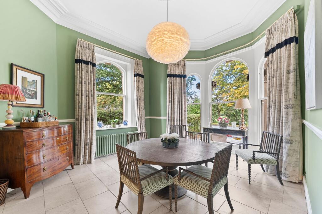 Apartment in Harrogate - More