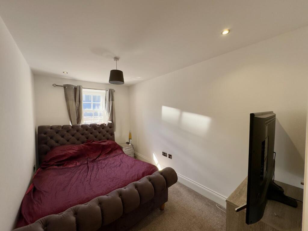Apartment in Burnley, Lancashire - More