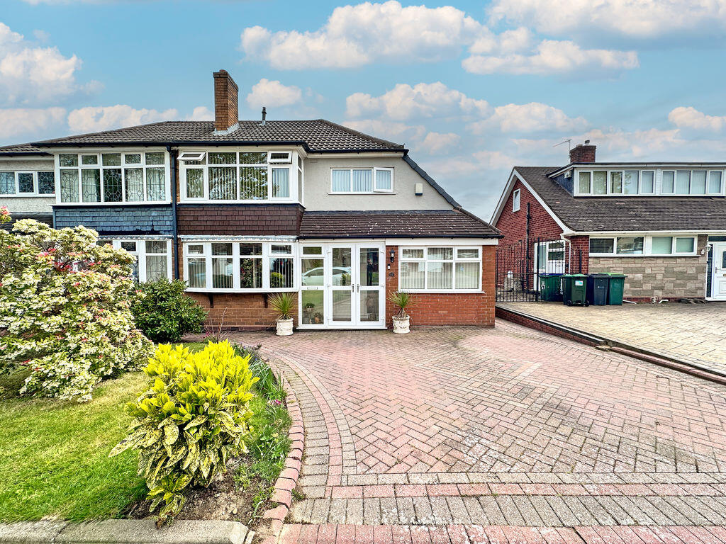 Main image of property: Elizabeth Walk, TIPTON, DY4 0AL