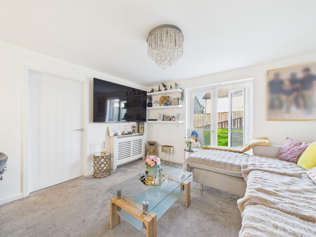 House in Glasgow, South Lanarkshire - View 2