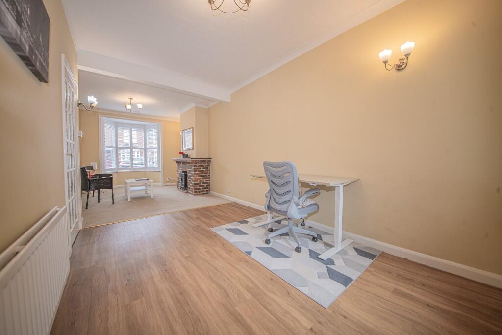 Market Street, Eastleigh, SO50 photo 5
