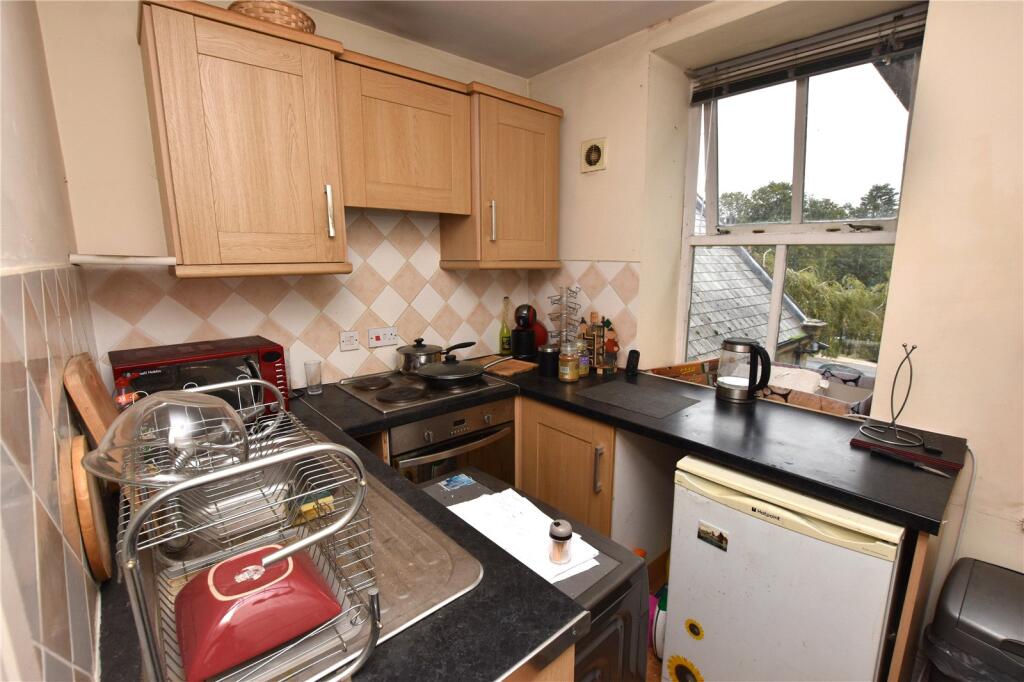 Apartment in Kirklees, West Yorkshire - View 4
