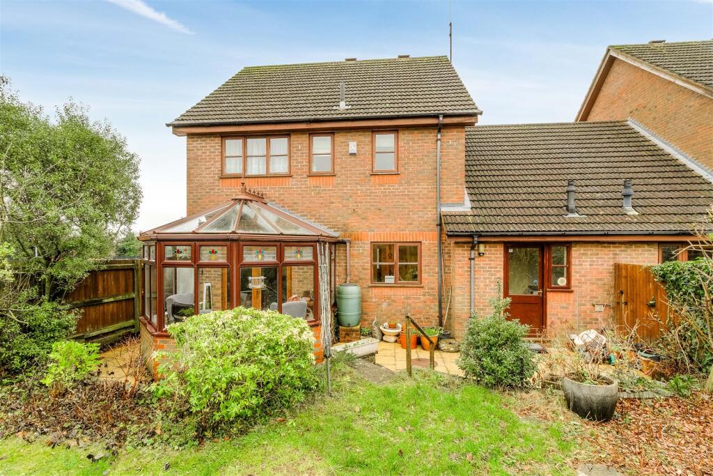 Pippin Close, Wellingborough - View 2