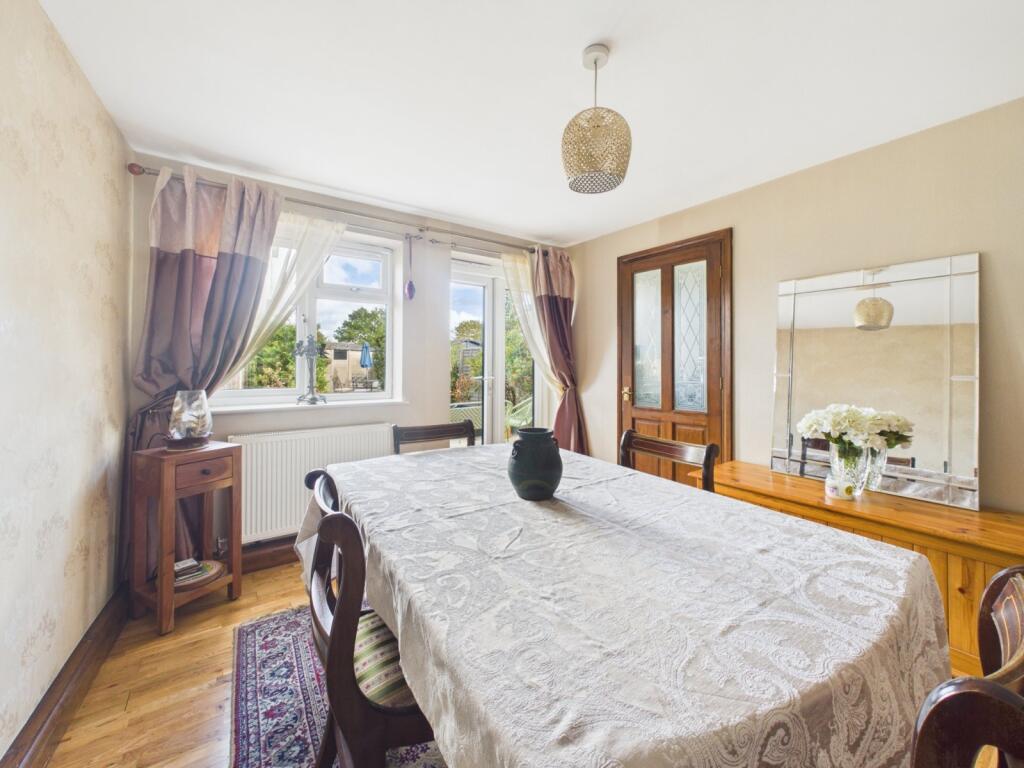 House in Slough - View 4