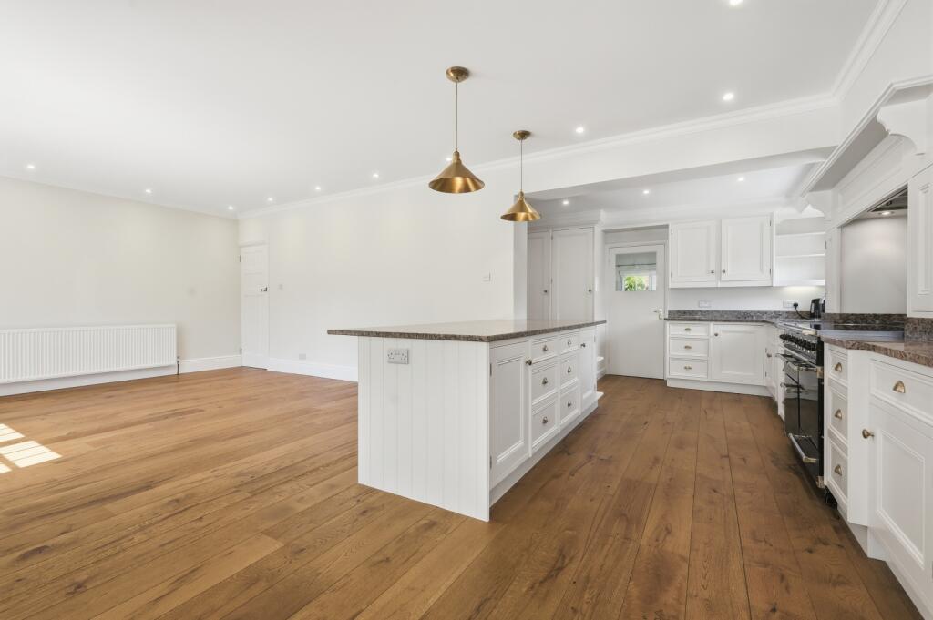 House in Chelmsford - View 5