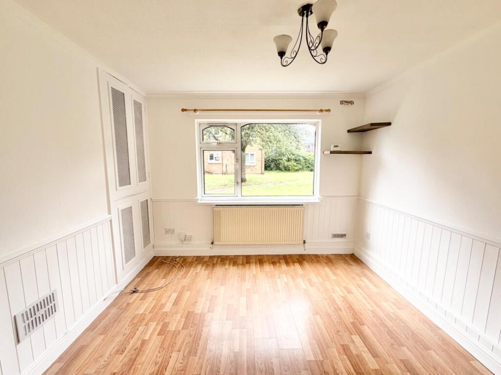 Apartment in Birmingham, Lyndon Green - View 3
