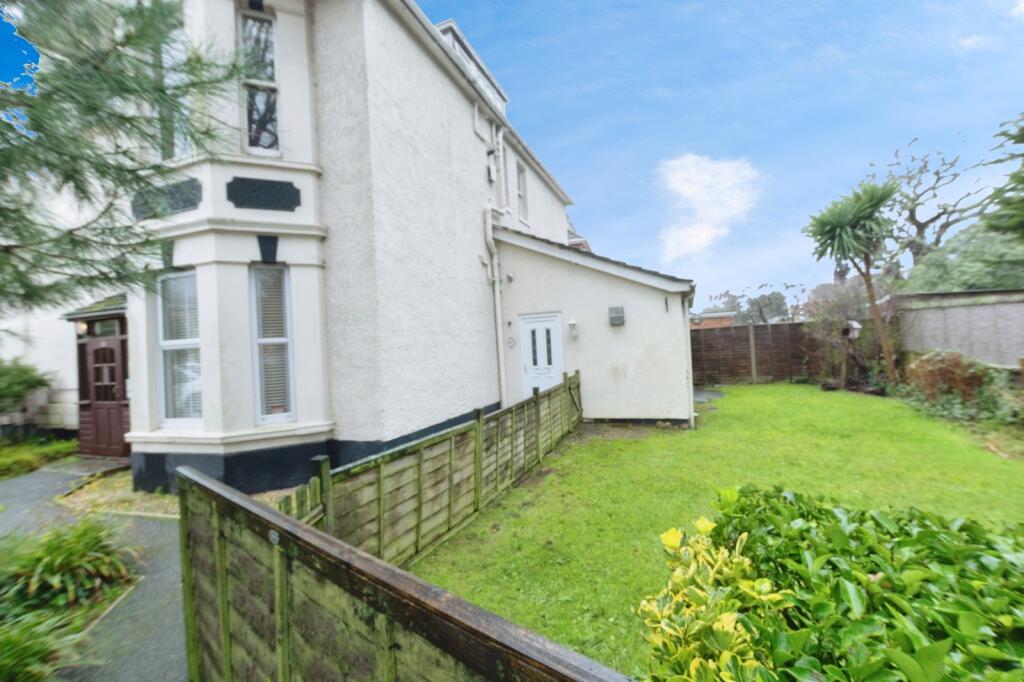 Crabton Close Road, Bournemouth, Dorset, BH5 – pohled 2