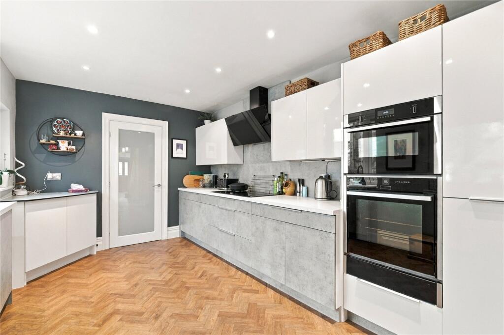 House in Blackburn - View 3