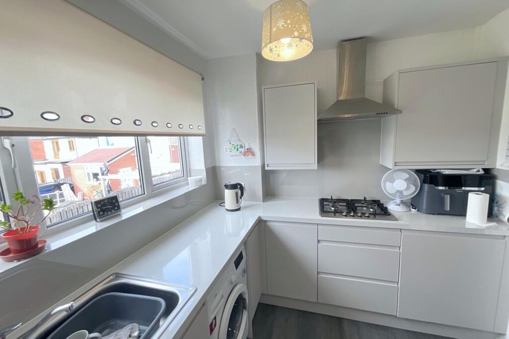Apartment in Sheffield, Handsworth - More