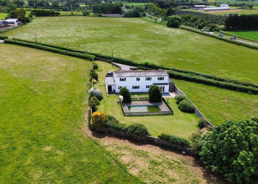 Main image of property: Zig-Zag Lane, Porthcawl, CF36