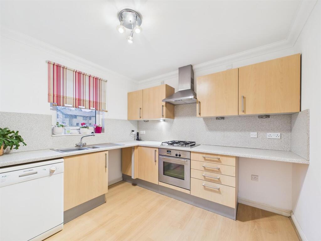 9 Coralbank Crescent, Rattray, Blairgowrie, PH10 7EE photo 4