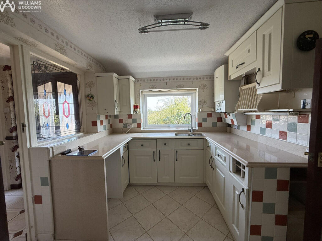 House in Llandudno - View 5
