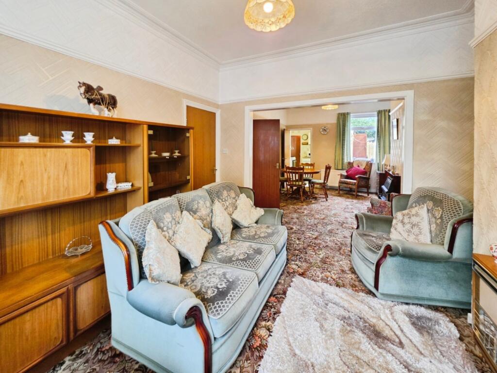 House in Stoke-on-Trent - View 3