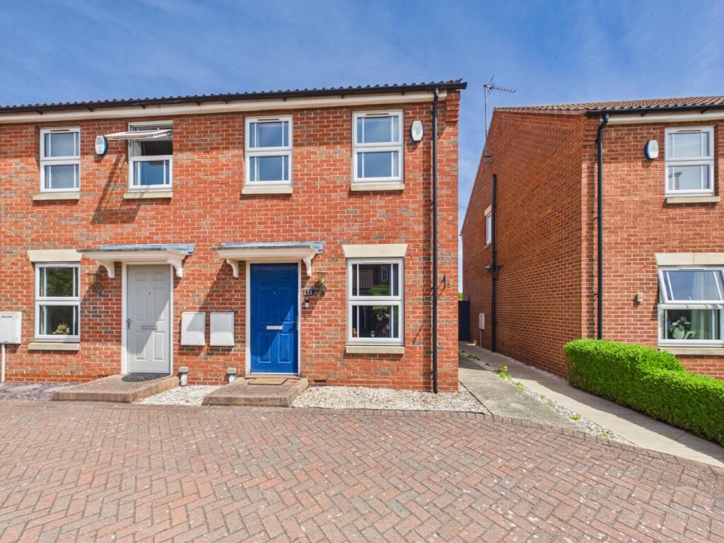 Main image of property: Fenland Court, Barton-Upon-Humber, DN18 5JB