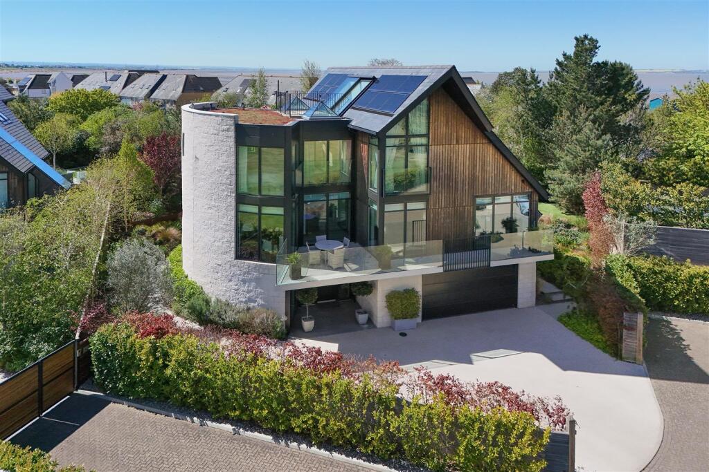 Main image of property: Island Wall, Whitstable