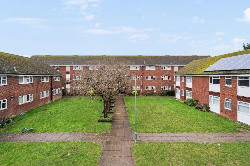 Main image of property: Warwick Road, Beaconsfield, Buckinghamshire, HP9