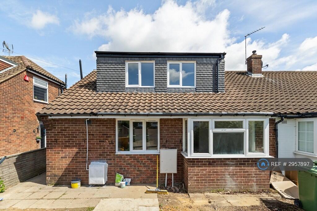 Main image of property: The Greenway, Potters Bar, EN6