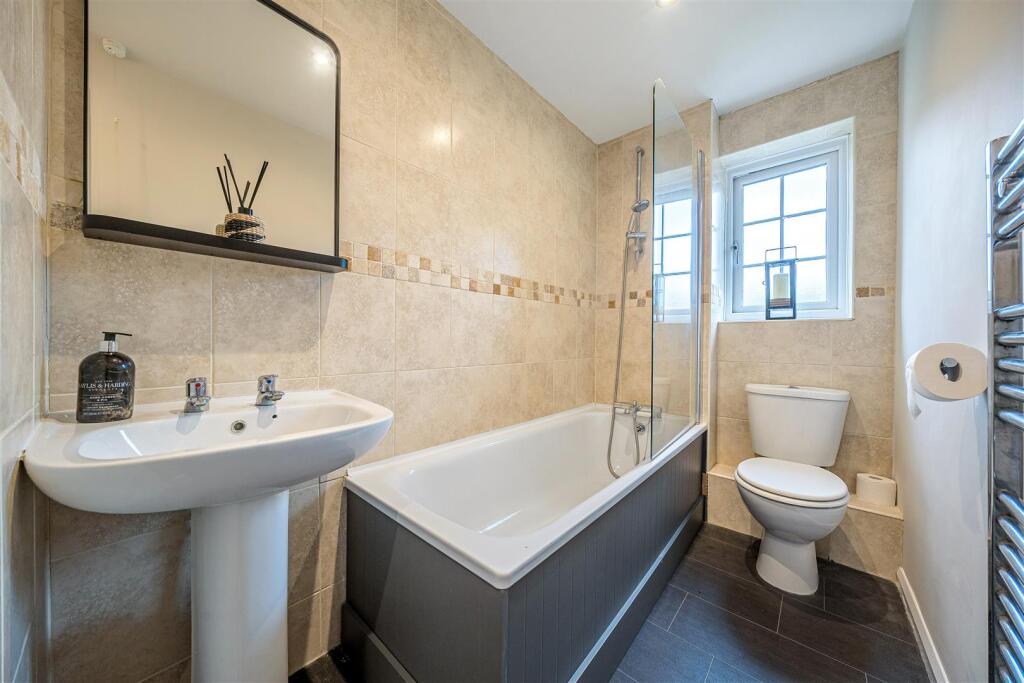 House in Reading - View 4