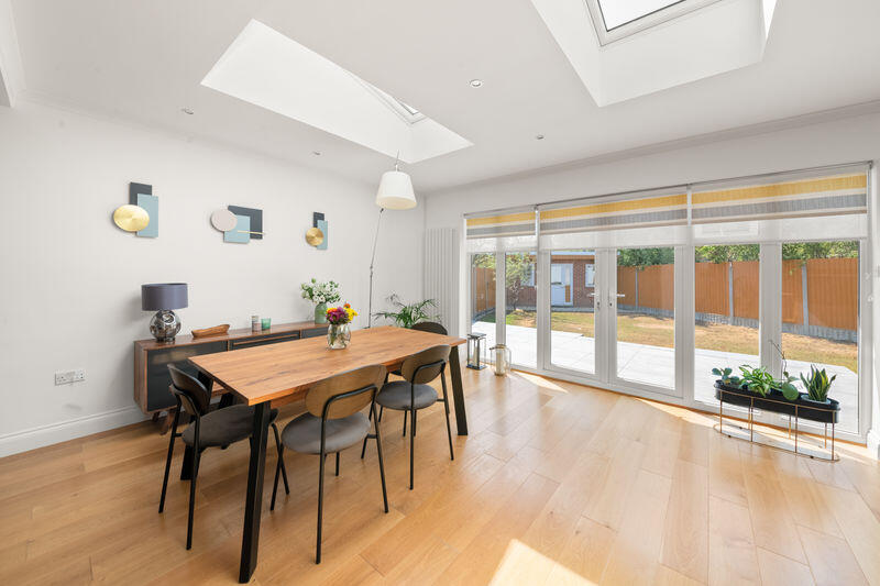 House in London - View 5