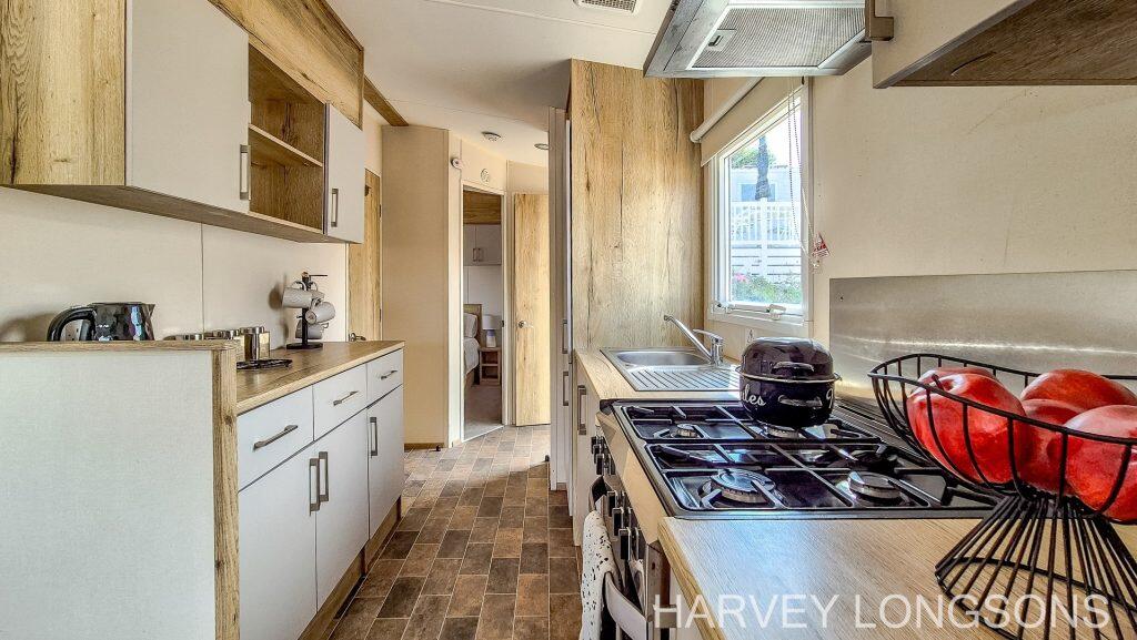 House in Dorchester, Charmouth - More