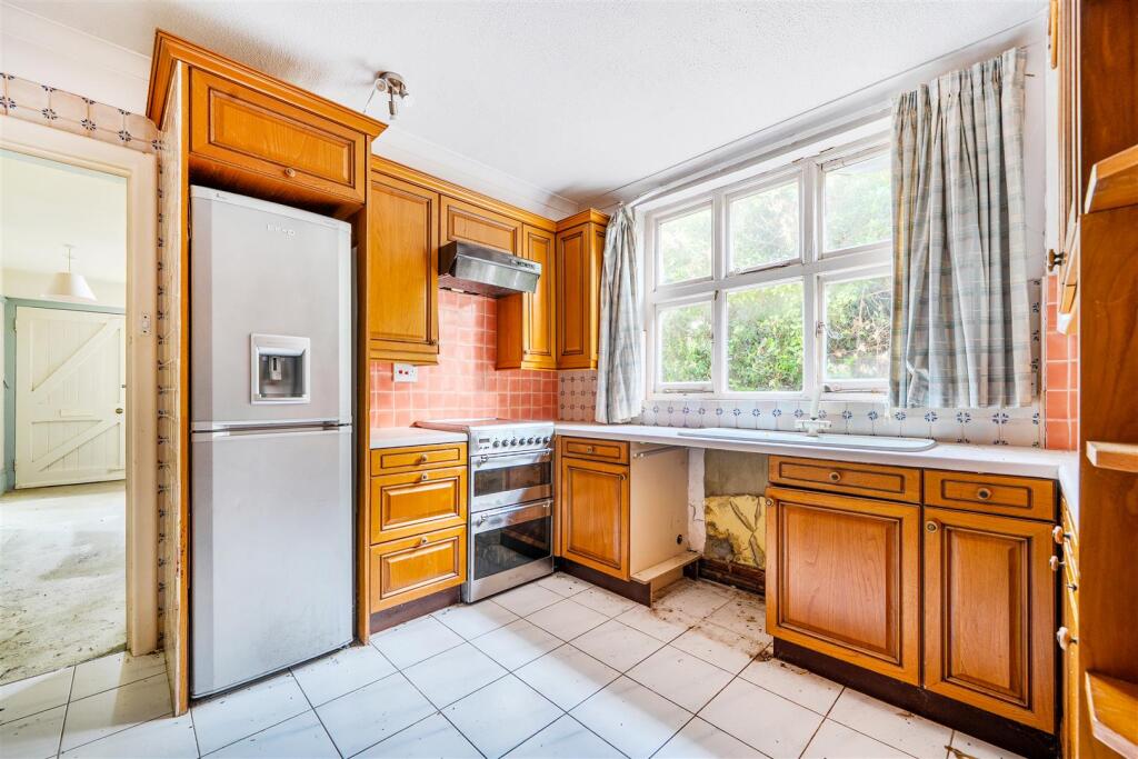 House in Brighton - View 5