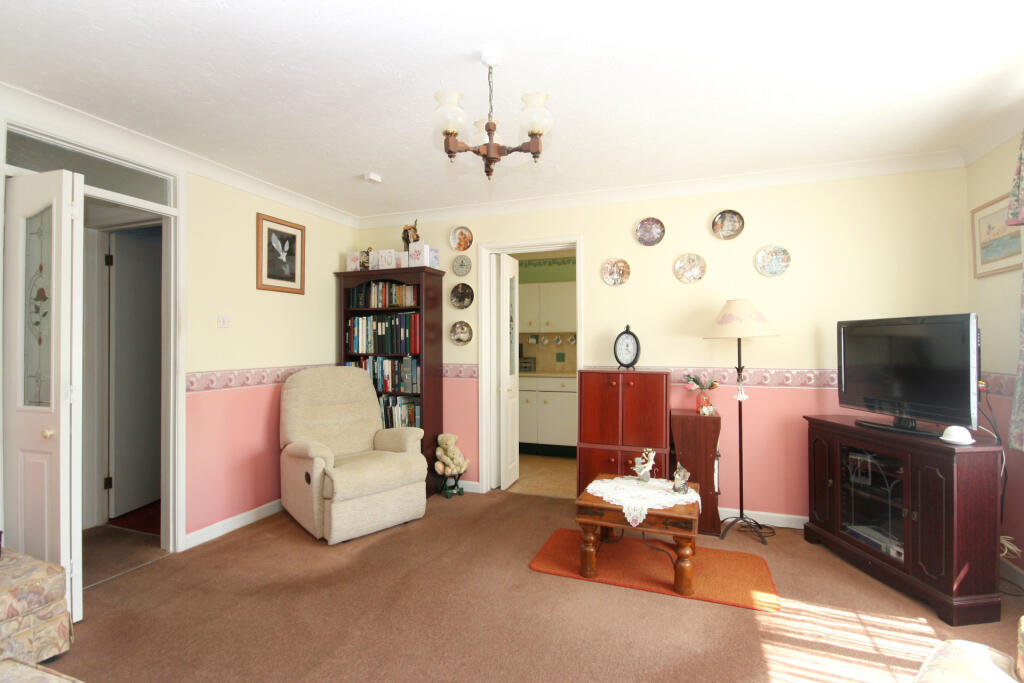 Apartment in New Forest, Milford-on-Sea - View 4