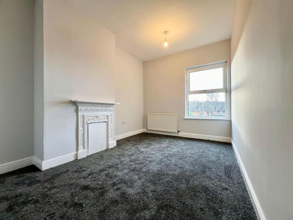 House in Sheffield - View 5