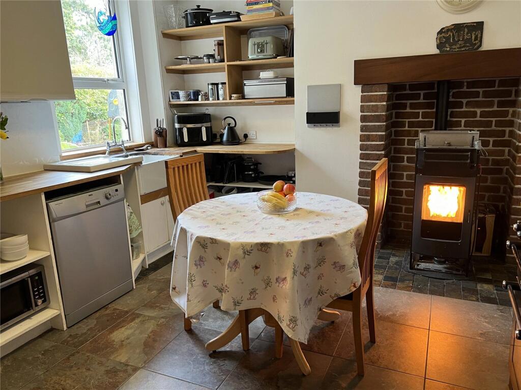 Brookvale, 7 Drummond Road, Inverness, IV2 photo 3
