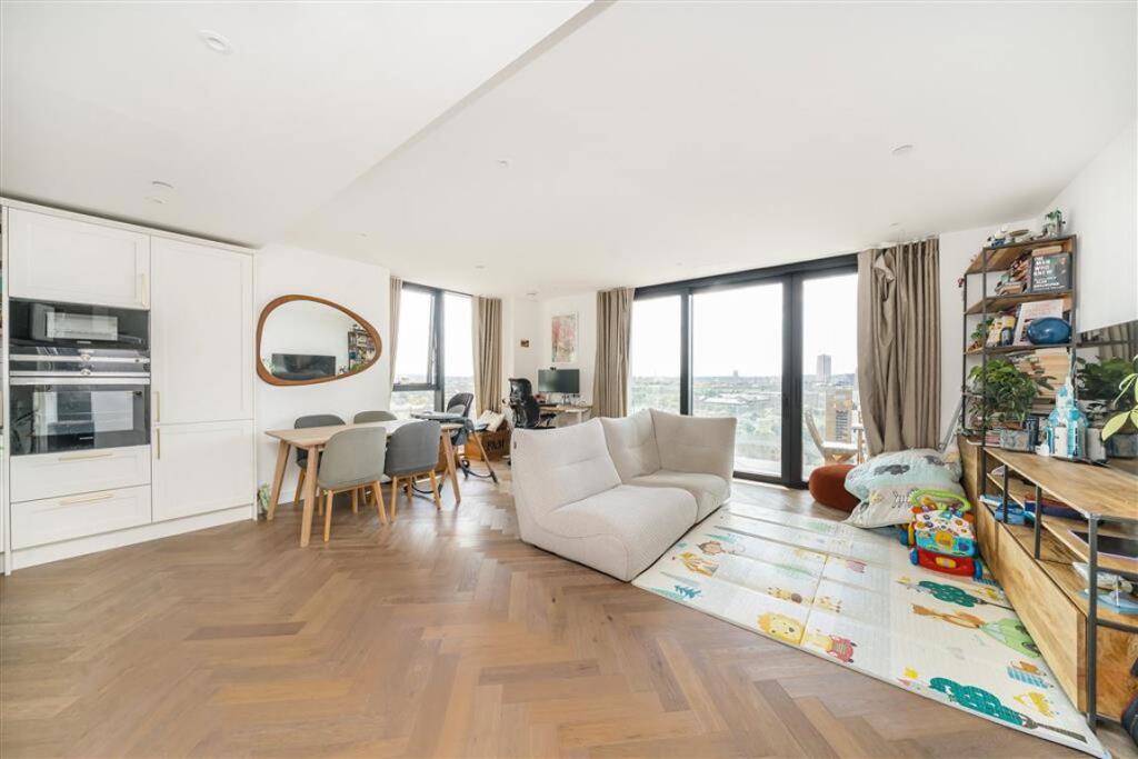 Main image of property: Gauging Square, Wapping