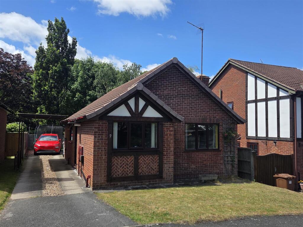 Main image of property: Briar Close, Rainworth, Mansfield