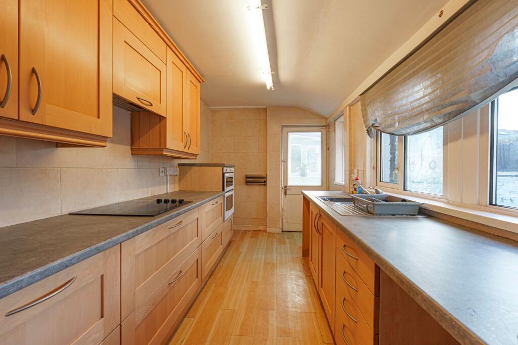 House in Newport, Eveswell, Beechwood - View 2