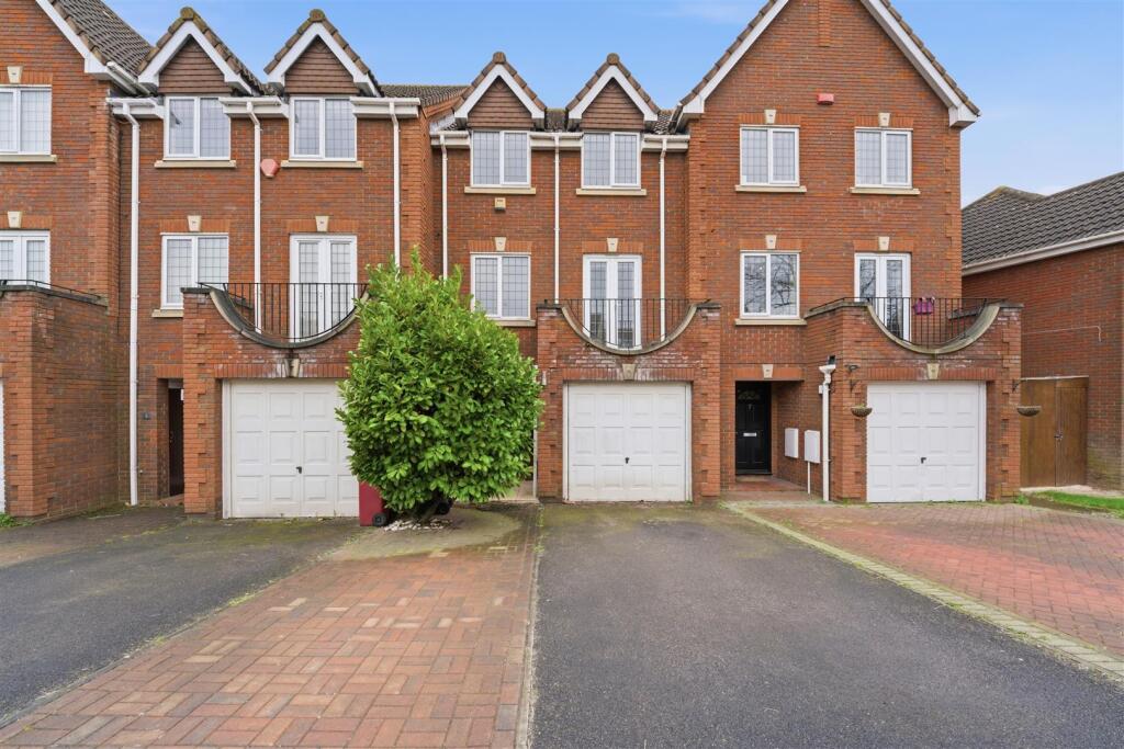 Main image of property: Deverills Way, Slough