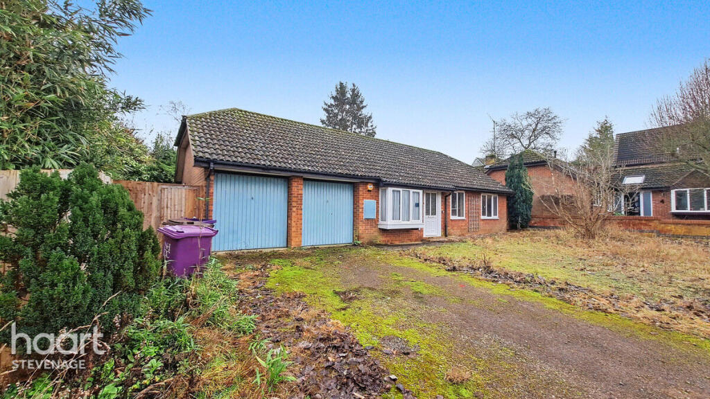 Main image of property: Mimram Close, Hitchin