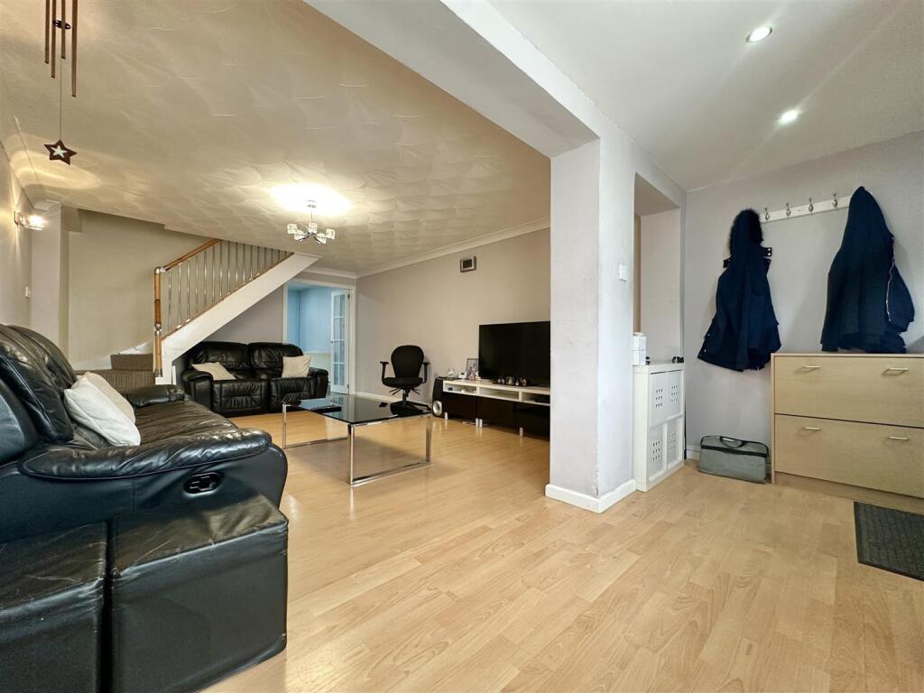 Badminton Road, Rushey Mead, Leicester photo 2