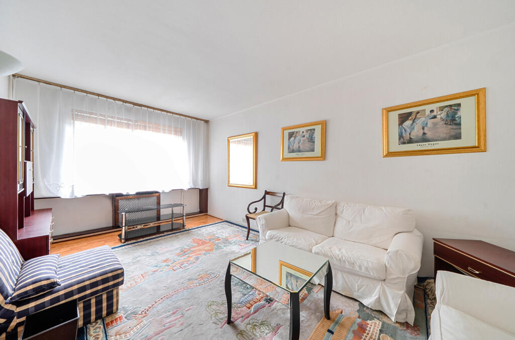 Apartment in London, St. John's Wood - View 2