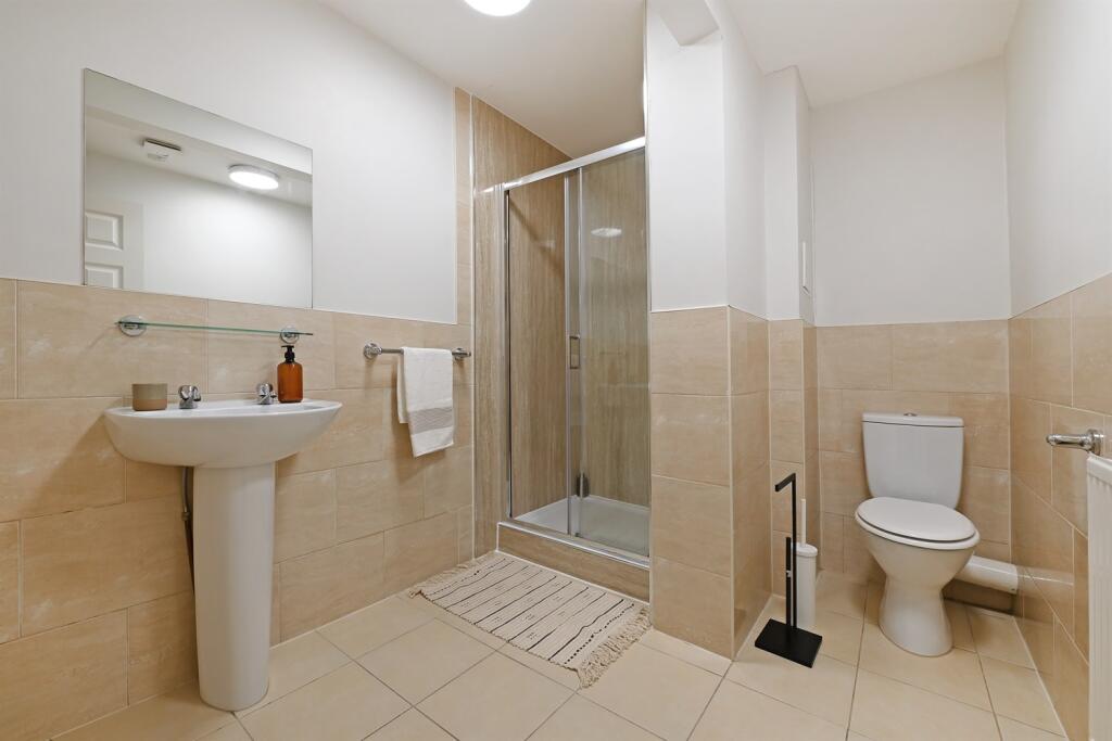 Apartment in Sheffield - More