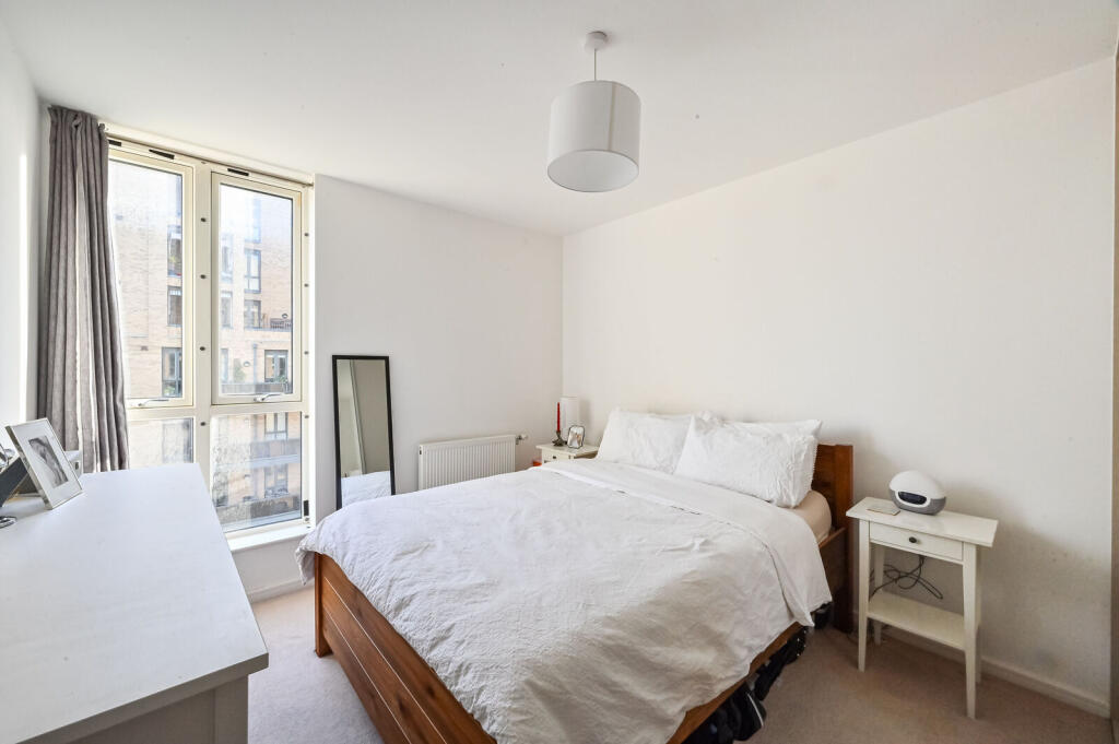 Apartment in London - View 5