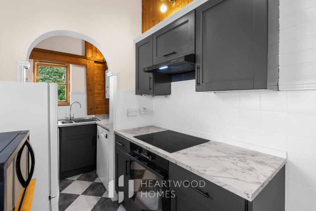 House in St Albans - View 5
