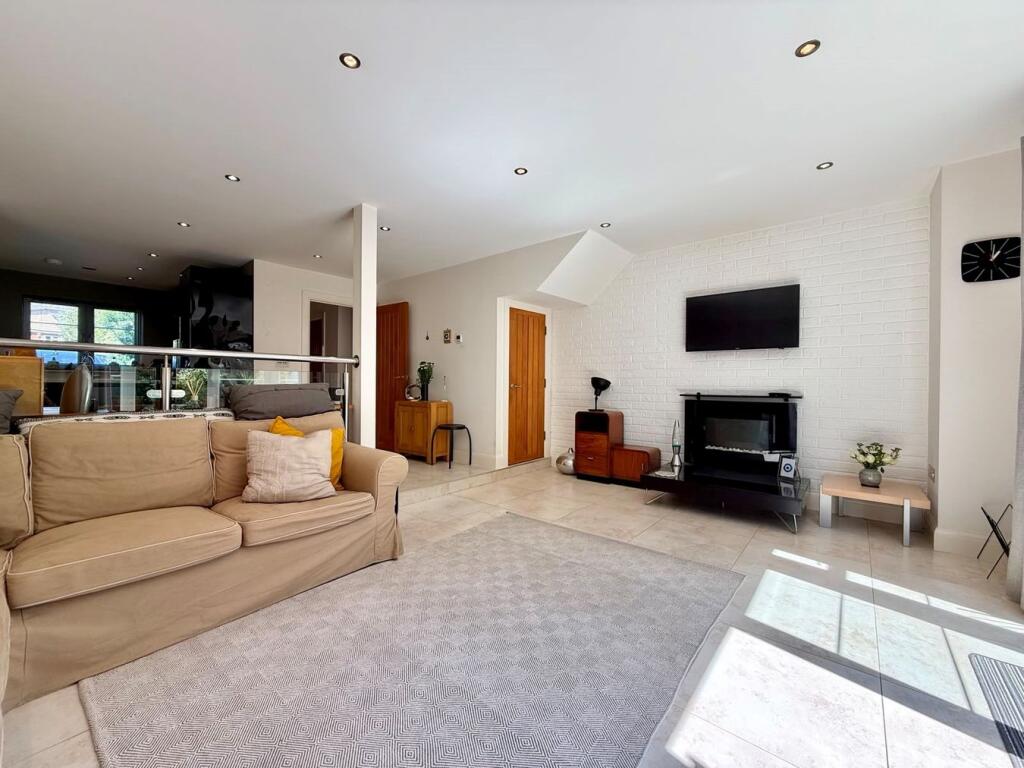 House in Poole - View 5