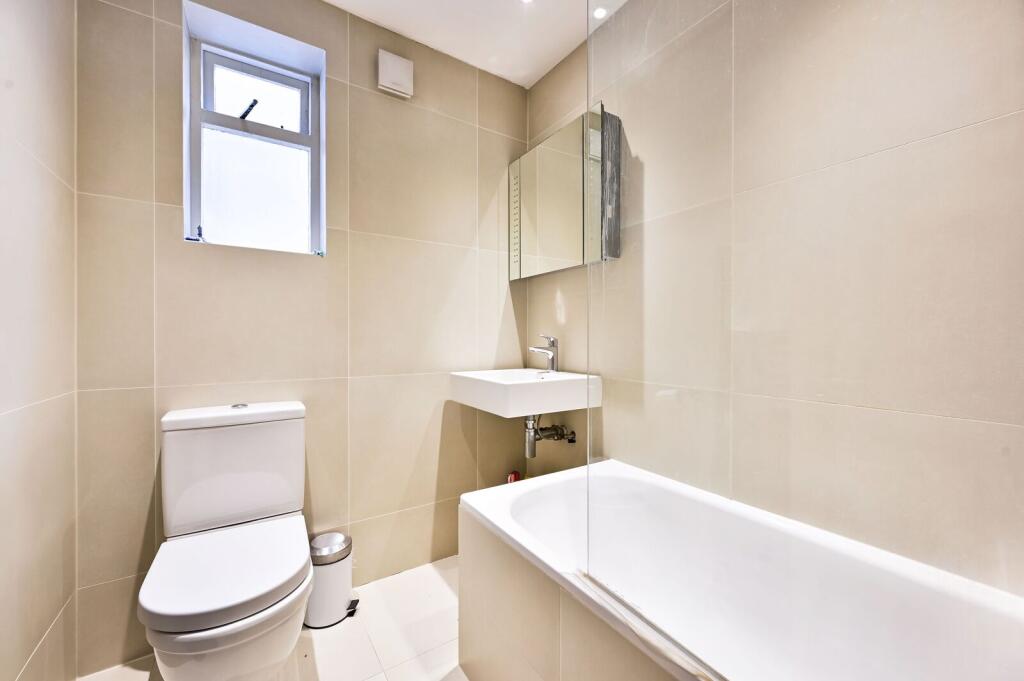 3 bedroom maisonette for rent