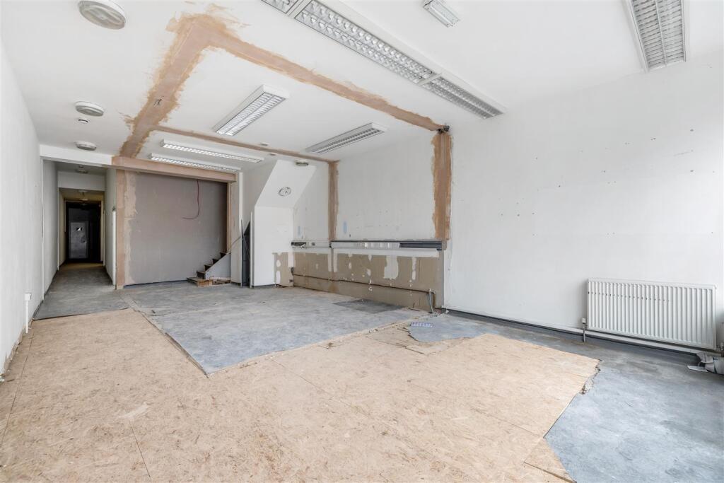 Main image of property: Wide Bargate, Boston