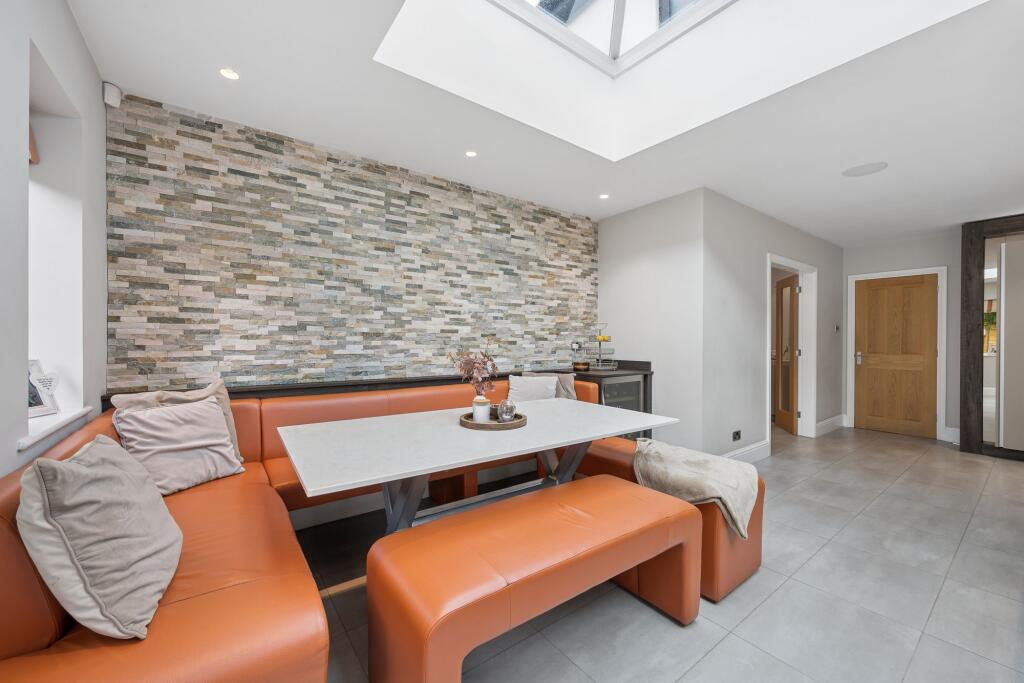 House in Bolton - View 5