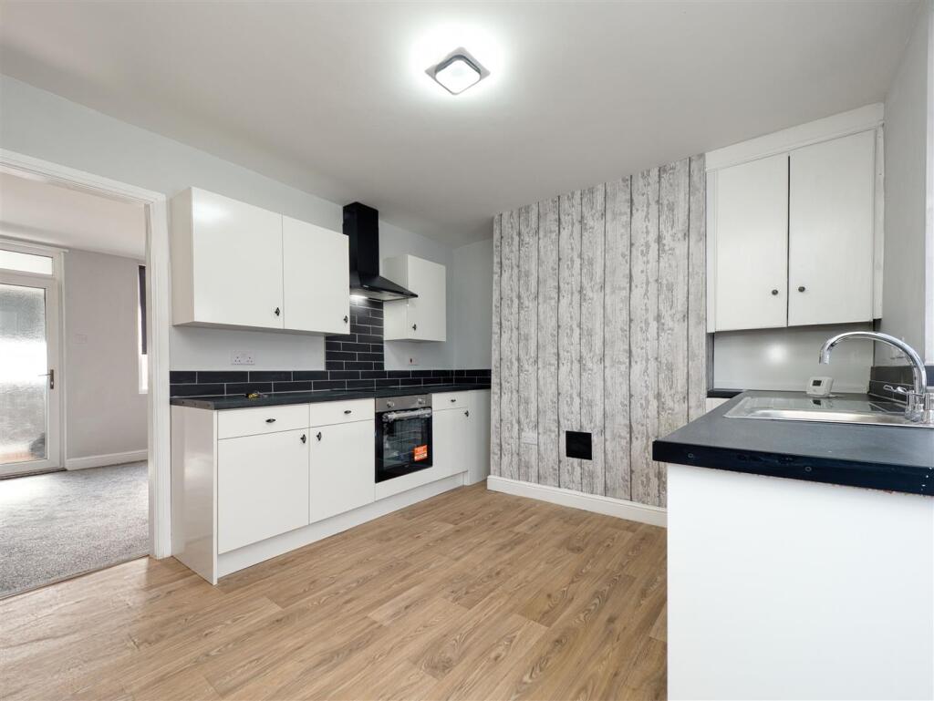 House in Nottingham - View 2