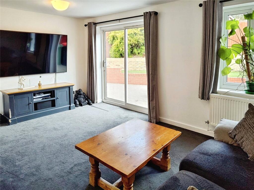 Wagtail Drive, Telford, Shropshire, TF4 photo 3