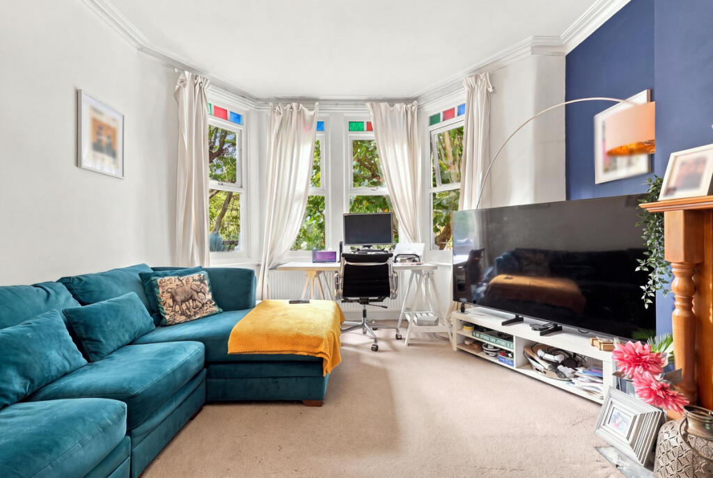 Apartment in Southend-on-Sea, Southend City Centre Neighbourhood, Prittlewell - View 5