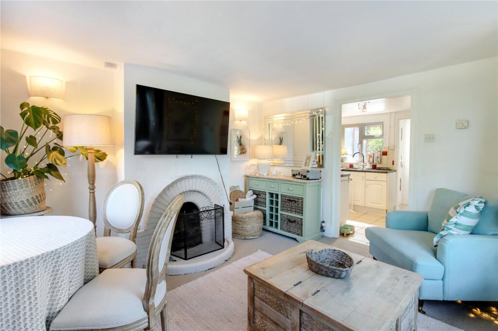 1, Golf Cottages, Godden Green, Sevenoaks, Kent, TN15 photo 2